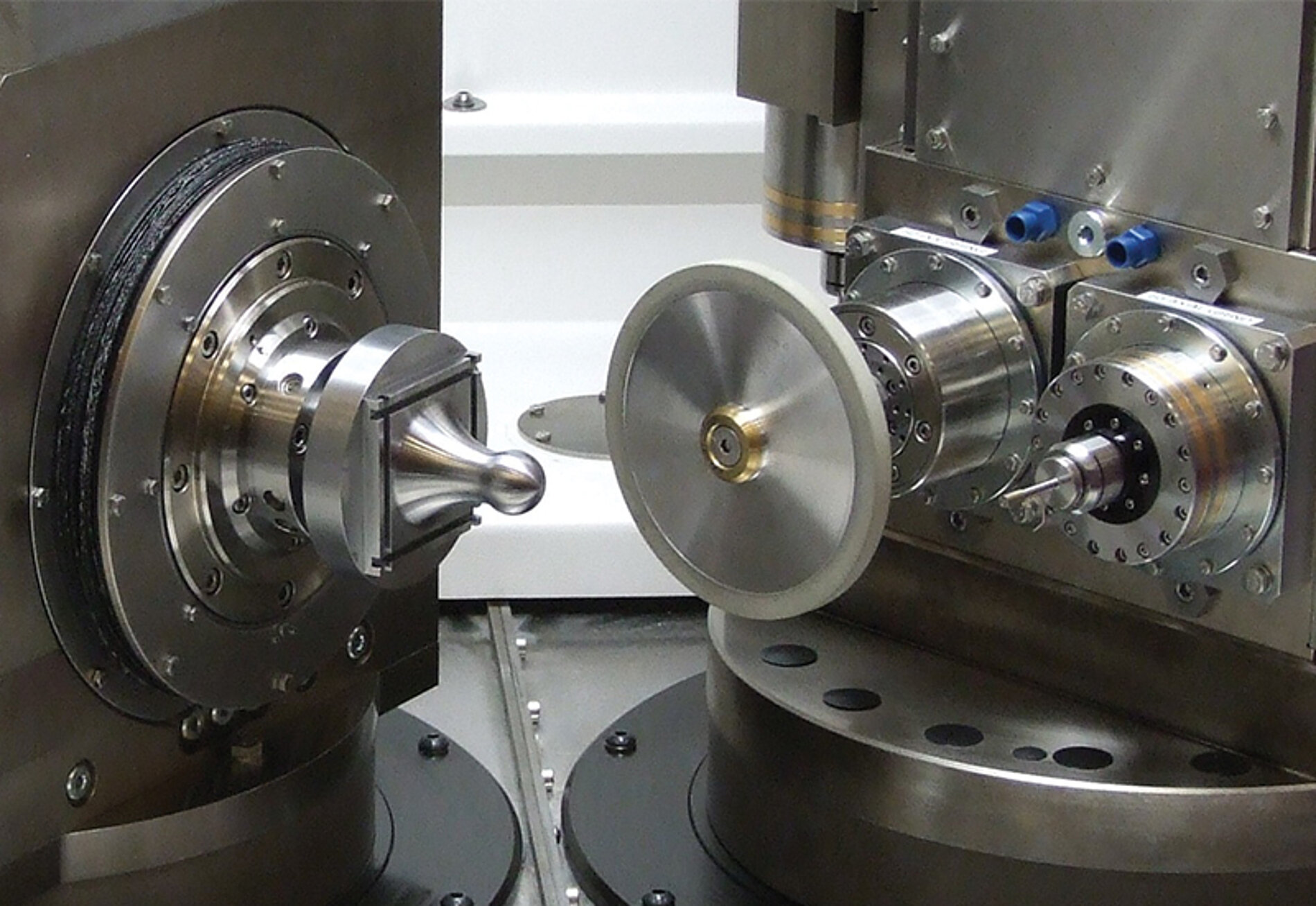 Bryant TTG - Flexible ID/OD grinding